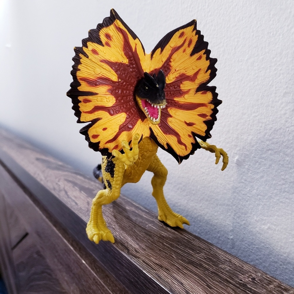 Dilophosaurus dinosaur